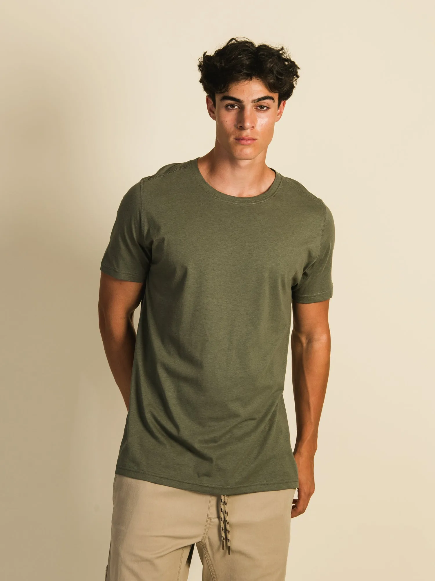 VICTOR CREWNECK TEE - OLIVE