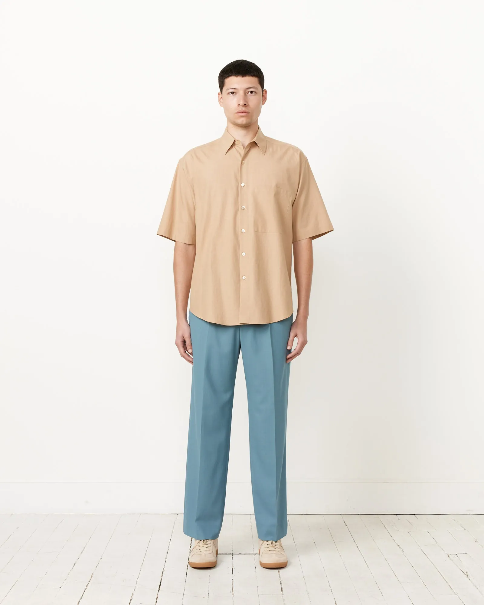 Washed Finx Twill Big Half Sleeve Shirt in Light Brown